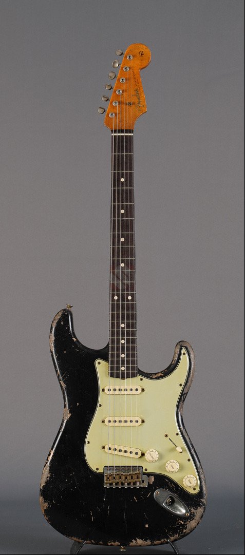 Fender Custom Shop 1959 Strat Heavy Relic Black — body detail showing Josefina Campos pickups and heavy relic wear
