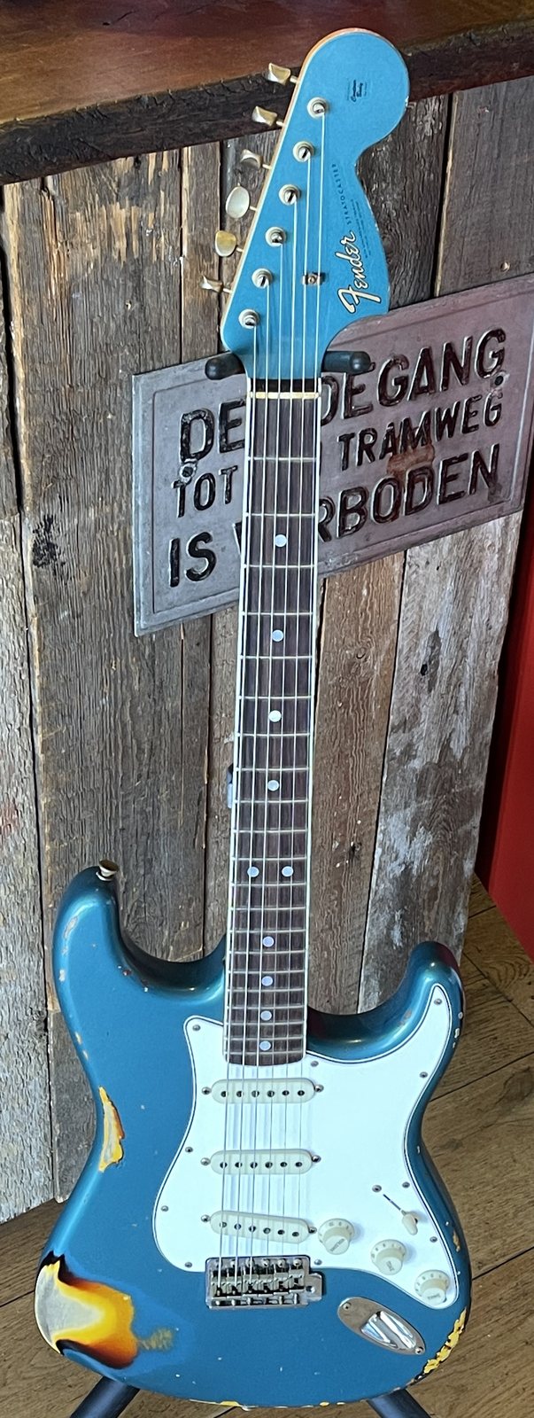 Gerbman's Fender Custom Shop Stratocaster — blue over sunburst relic finish with matching headstock