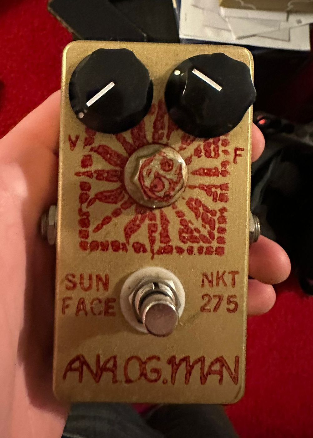 Analog Man Sun Face NKT275