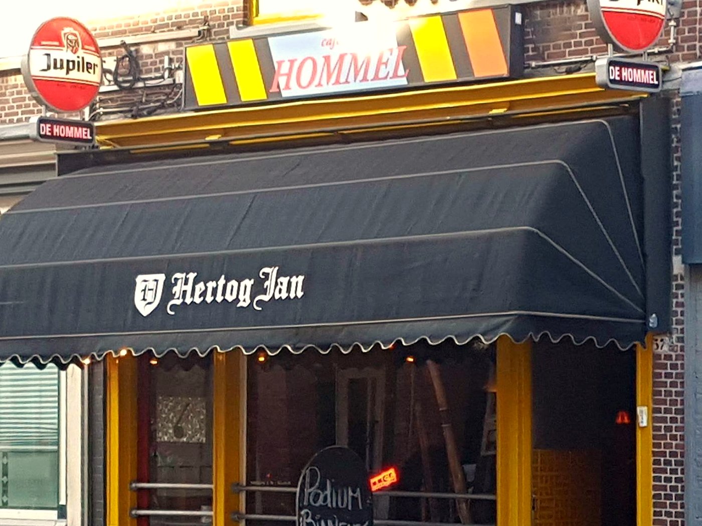 Café De Hommel in Vlaardingen, live music venue where Gerbman & Blues Flood performed