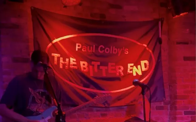 Gerbman spielt im The Bitter End in New York